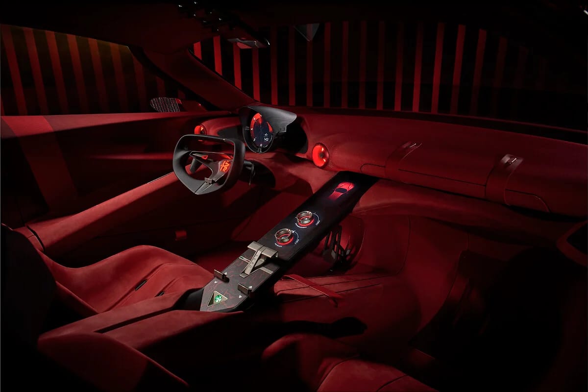 El interior rojo del Alfa Romeo Cuorerosso