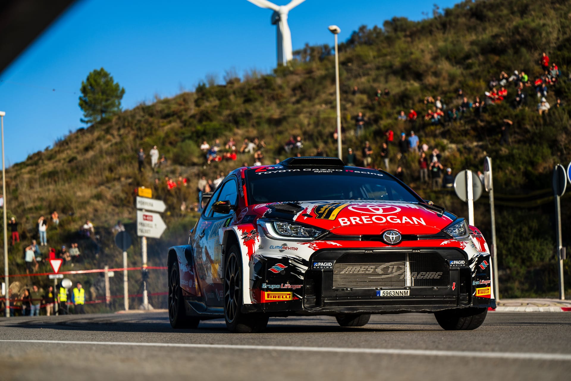 El Toyota de Iván Ares y Borja Rozada en el tramo de calificación del RallyRACC