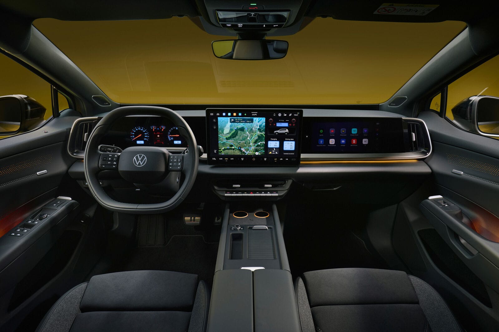Salpicadero del Volkswagen ID. Tiguan con la pantalla del acompañante